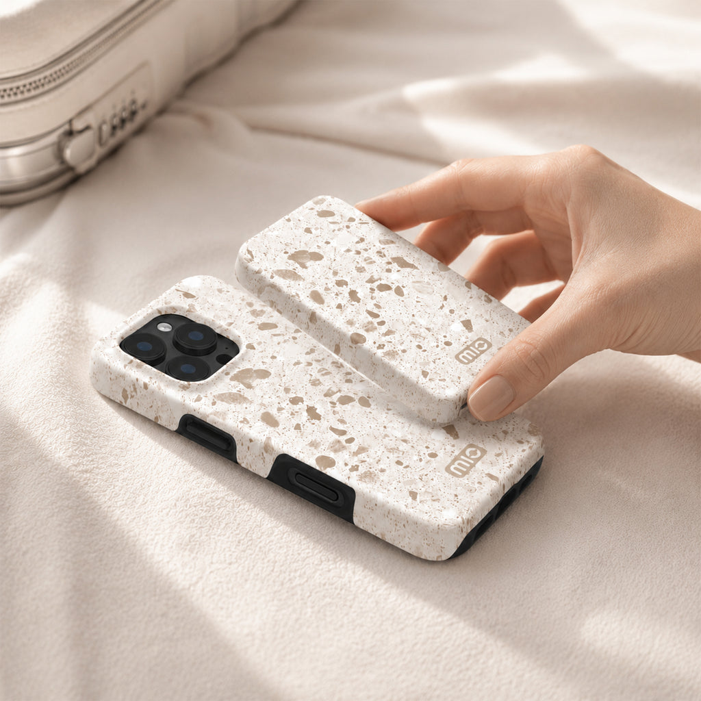 Mio By Mobilize Mio Powerbank 5000Mah With Double Sided Magsafe Compatibility Berry Blooms - Matt